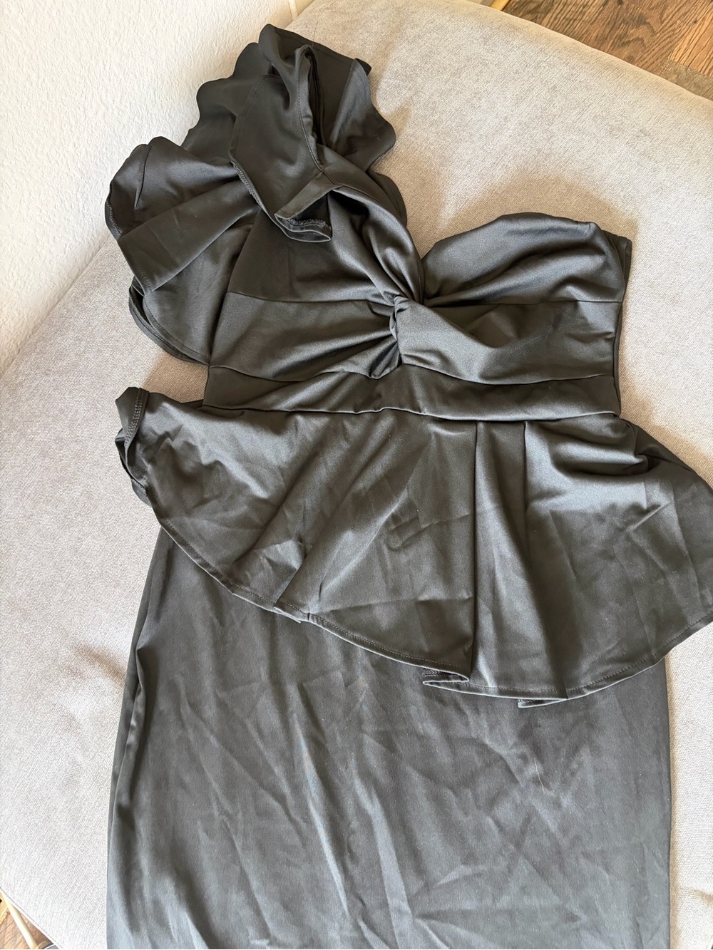 One-Shoulder Black Peplum Evening Dress